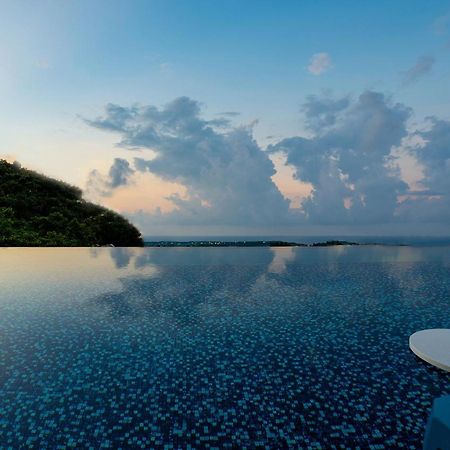 Glamday Style Okinawa Yomitan Hotel&Resort Bagian luar foto