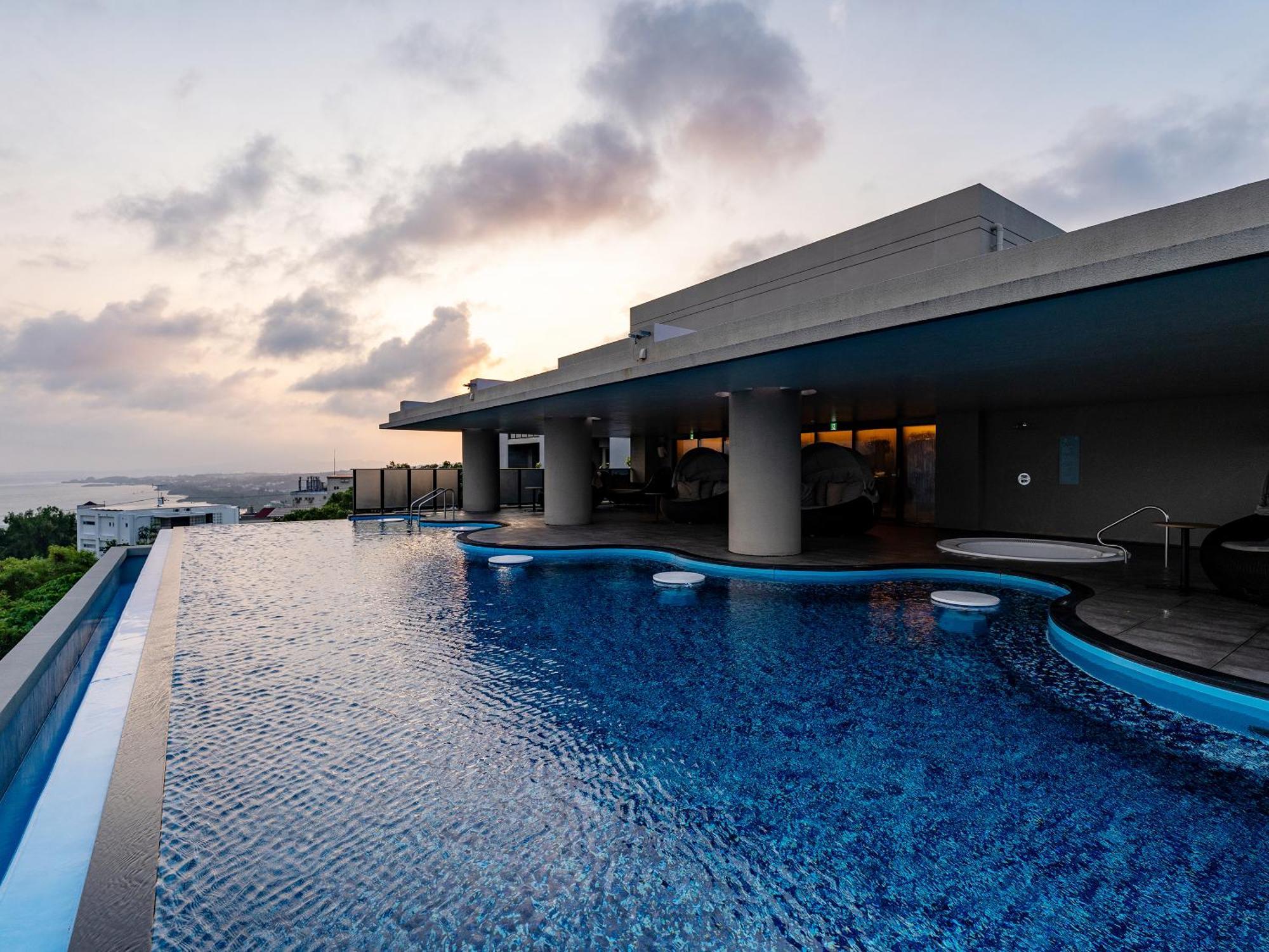 Glamday Style Okinawa Yomitan Hotel&Resort Bagian luar foto